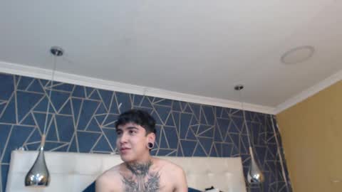 SantiAbader online show from October 27, 2025, 7:18 pm