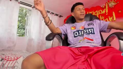 Thiago online show from November 8, 2025, 8:40 pm