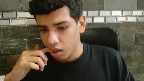 santi online show from October 27, 2025, 4:55 pm