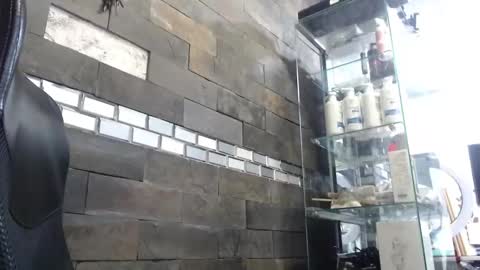 santi online show from December 3, 2025, 11:47 pm