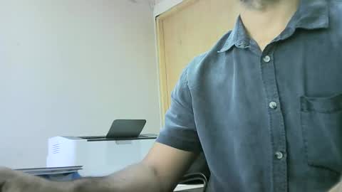 Snapshot of santiagooficial18 chatting on January 2, 2025, 6:23 pm Santiago online show from January 2, 2025, 6:23 pm