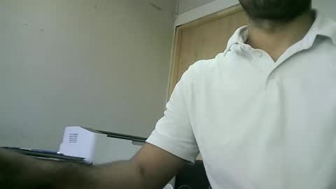 Snapshot of santiagooficial18 chatting on January 24, 2025, 6:46 pm Santiago online show from January 24, 2025, 6:46 pm