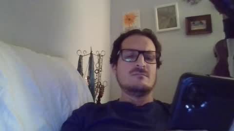 Snapshot of santiagorivera012477 chatting on October 16, 2025, 5:30 am santiagorivera012477 online show from October 16, 2025, 5:30 am