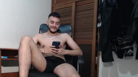 santiexxx online show from October 19, 2025, 3:07 am