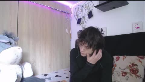 Santii online show from March 31, 2026, 3:34 pm