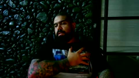 Santino online show from November 11, 2025, 6:35 am