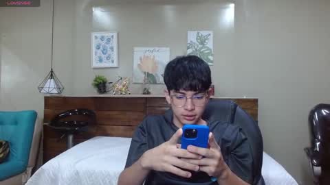 Santi online show from April 7, 2026, 12:27 pm