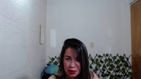 Snapshot of santos_tania1 chatting on June 24, 2026, 8:52 pm tania online show from June 24, 2026, 8:52 pm