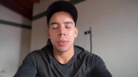 santoxxxkinney online show from February 3, 2026, 3:06 pm