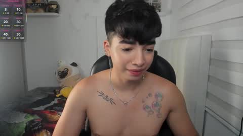 Snapshot of santy7u7 chatting on February 19, 2026, 1:18 pm Mr. Santiago online show from February 19, 2026, 1:18 pm