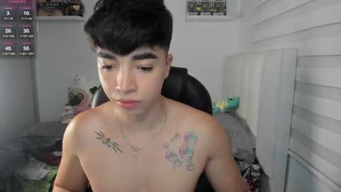 Snapshot of santy7u7 chatting on February 26, 2026, 1:43 pm Mr. Santiago online show from February 26, 2026, 1:43 pm