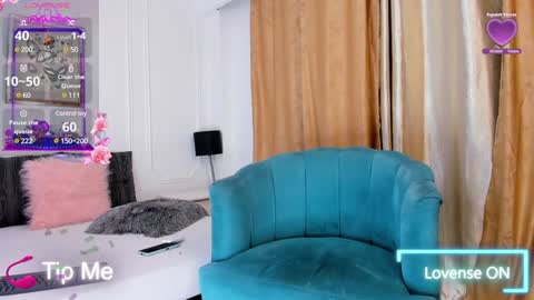 Snapshot of santy_carrington chatting on February 8, 2025, 8:21 pm Santiago Carrington online show from February 8, 2025, 8:21 pm