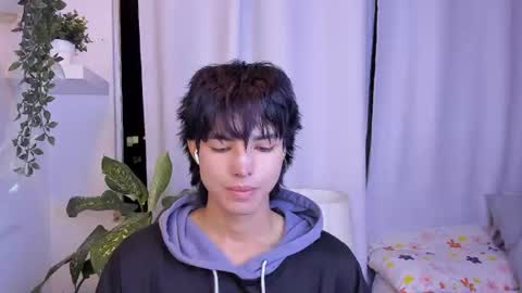 kitty online show from June 25, 2026, 3:17 am
