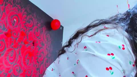 Snapshot of saphira_muse chatting on March 31, 2026, 4:35 am saphira muse online show from March 31, 2026, 4:35 am