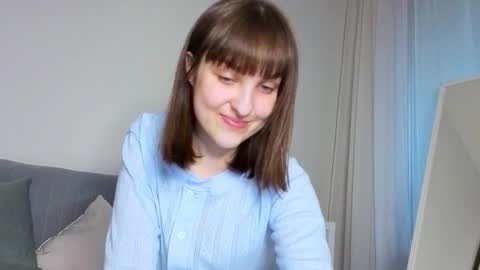 Anny online show from September 23, 2025, 3:37 pm