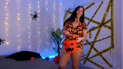 sapphir3xoxo online show from October 23, 2025, 11:03 pm