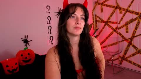 sapphir3xoxo online show from November 1, 2025, 7:16 pm