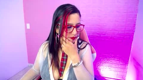 Sara online show from October 15, 2025, 5:18 am