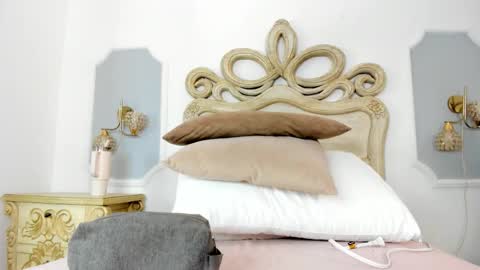 Sara online show from December 22, 2025, 3:36 am