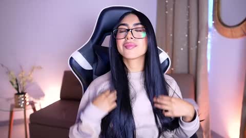 Sara  online show from December 27, 2024, 12:34 pm