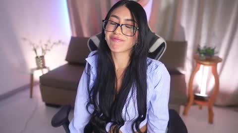 Sara  online show from February 19, 2025, 3:49 pm