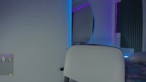 Snapshot of sara_allenx chatting on October 10, 2025, 2:05 pm sara allenx online show from October 10, 2025, 2:05 pm