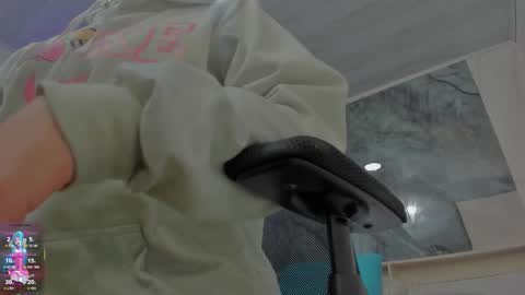 Snapshot of sara_allenx chatting on December 1, 2025, 1:49 pm sara allenx online show from December 1, 2025, 1:49 pm