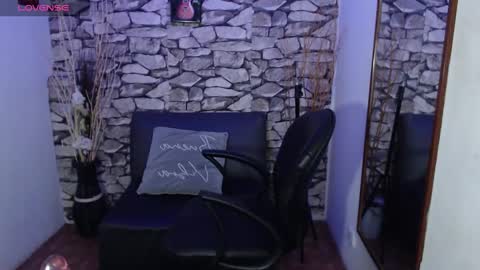 Sara  online show from January 12, 2025, 7:21 am