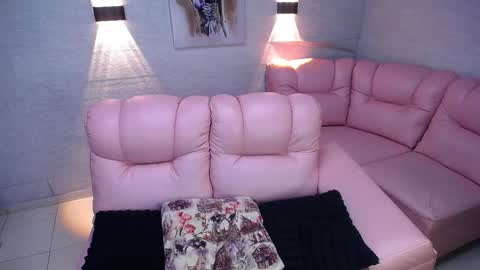 Snapshot of sara_angeelss chatting on November 22, 2025, 5:06 am Sara... online show from November 22, 2025, 5:06 am