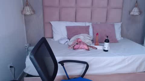 Sara... online show from April 17, 2026, 5:21 am