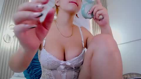 Snapshot of sara_angeelss chatting on June 27, 2026, 6:07 am Sara... online show from June 27, 2026, 6:07 am