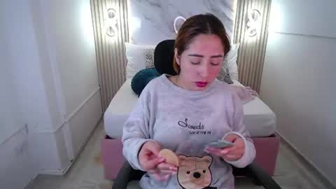 Snapshot of sara_angeelss chatting on July 24, 2026, 5:38 am Sara... online show from July 24, 2026, 5:38 am