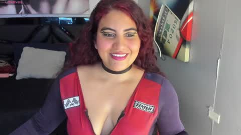 Snapshot of sara_bdsm chatting on July 19, 2026, 5:05 pm sara_bdsm online show from July 19, 2026, 5:05 pm