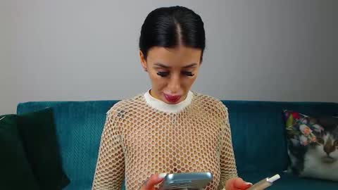 Snapshot of sara_daisy chatting on February 6, 2026, 6:00 pm Im Sara I am happy to be here online show from February 6, 2026, 6:00 pm