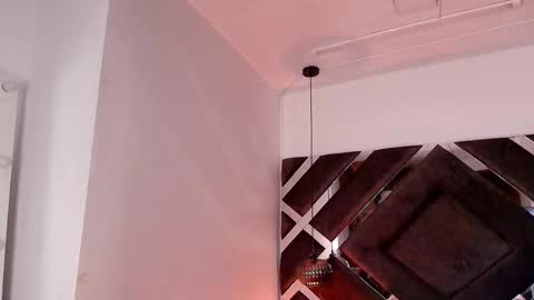 sara_lopee1 online show from September 15, 2025, 11:54 am