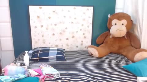 Snapshot of sara_marks chatting on December 1, 2025, 11:26 am S A R A online show from December 1, 2025, 11:26 am