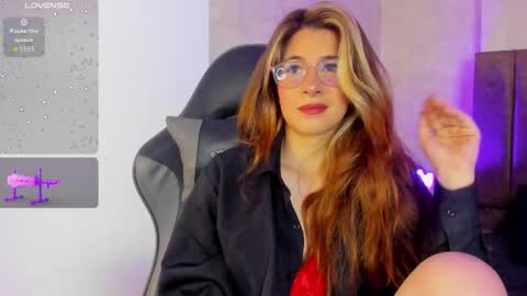 sara_roades online show from October 20, 2025, 9:15 pm