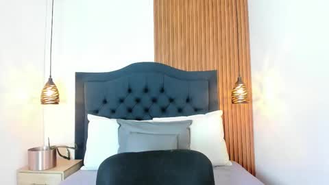  -  online show from September 24, 2025, 11:35 am