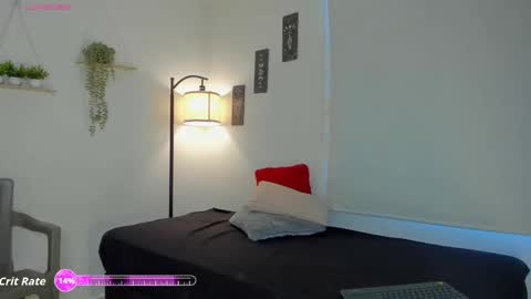 sara_sweett9 online show from November 26, 2025, 9:38 pm