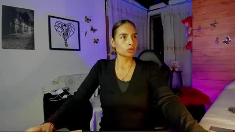 Snapshot of sara_thompson01 chatting on February 14, 2026, 5:26 am SARA online show from February 14, 2026, 5:26 am