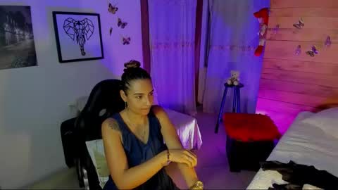 Snapshot of sara_thompson01 chatting on February 27, 2026, 2:55 am SARA online show from February 27, 2026, 2:55 am