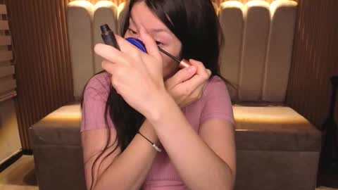 sara_valderrama_ online show from January 7, 2026, 12:29 pm