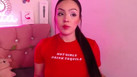          online show from October 22, 2025, 3:45 pm