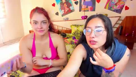 Snapshot of saraandmarilyn chatting on January 9, 2025, 5:11 pm Alahia and Marilyn online show from January 9, 2025, 5:11 pm