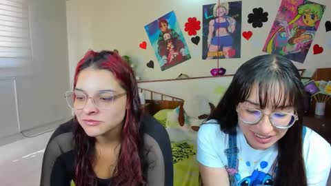 Snapshot of saraandmarilyn chatting on February 1, 2025, 1:41 pm Alahia and Marilyn online show from February 1, 2025, 1:41 pm