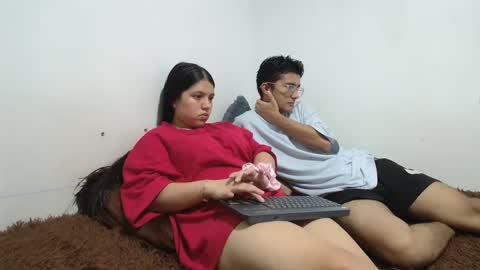 Snapshot of saraandthomas chatting on February 20, 2025, 12:52 am sara and thomas online show from February 20, 2025, 12:52 am