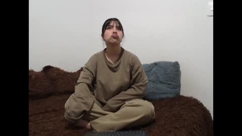 Snapshot of saraandthomas chatting on September 29, 2025, 12:49 am sara and thomas online show from September 29, 2025, 12:49 am