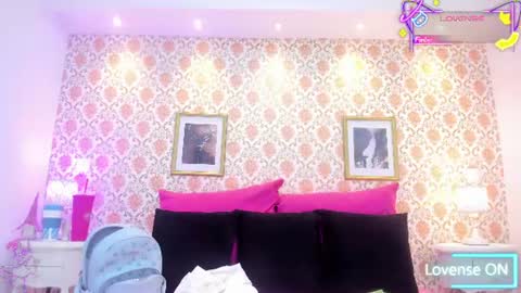 SaraAvila  online show from June 13, 2026, 9:02 pm