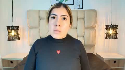 sarablonde_t online show from July 13, 2026, 7:27 pm