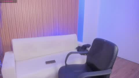 Sara  Everyday From 1430 to 2130 Col Time online show from December 30, 2024, 10:01 pm